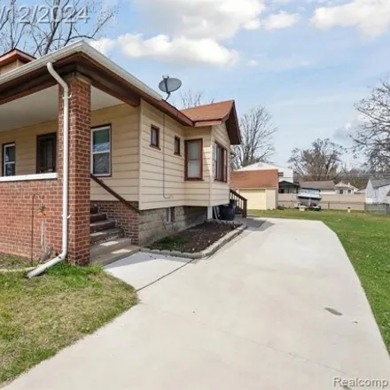 Buy this 2 bed house on 35130 College Street in Westland, MI 48185