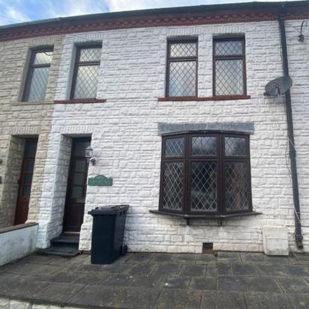 Rent this 3 bed house on Caerfelin in A487, Bow Street