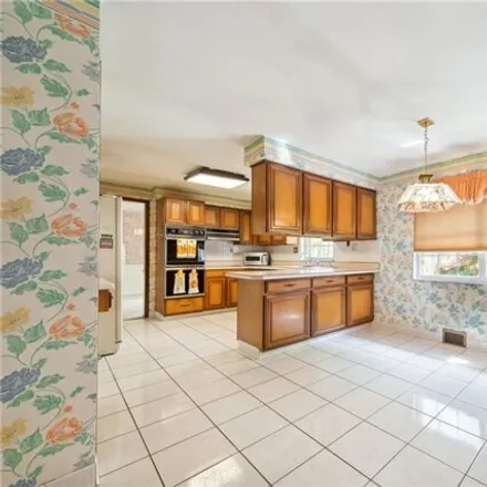 Image 7 - 189 Atterbury Road, Monroe Heights, Monroeville, PA 15146, USA - House for sale