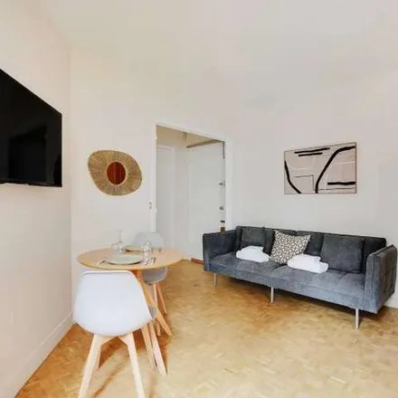 Image 6 - 32 Rue Guersant, 75017 Paris, France - Apartment for rent