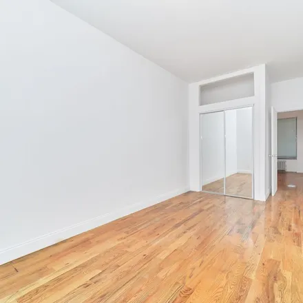 Image 3 - 138 Scholes Street, New York, NY 11206, USA - Apartment for rent
