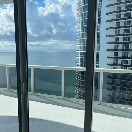 Image 5 - Trump Tower 2, 15911 Collins Avenue, Sunny Isles Beach, FL 33160, USA - Apartment for rent