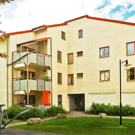 Rent this 4 bed apartment on Gasverksgränd in 582 22 Linköping, Sweden