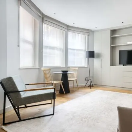 Rent this studio apartment on 57 Green Street in London, W1K 6RS