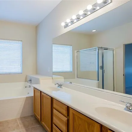 Image 4 - 2444 Sturrock Drive, Henderson, NV 89044, USA - House for sale