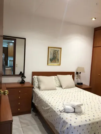 Rent this 1 bed apartment on Carrer dels Pescadors in 08001 Barcelona, Spain