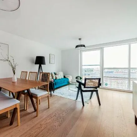 Rent this 2 bed apartment on Aquarius House in 15 A202, London