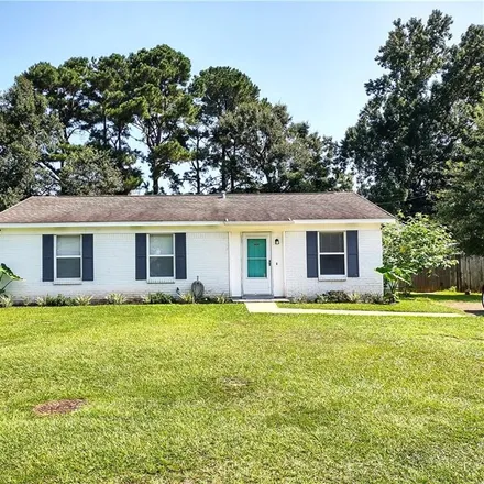 Buy this 3 bed house on 795 Trailwood Drive East in Mobile County, AL 36608