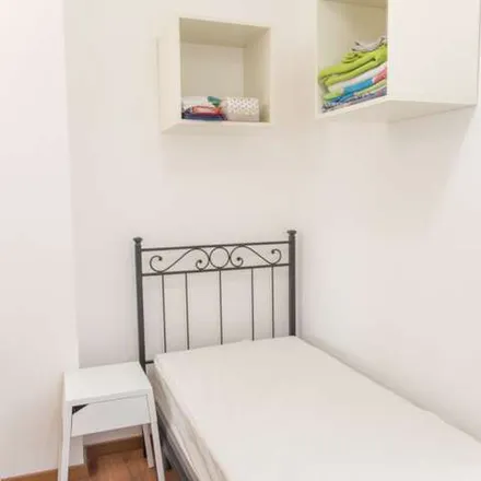 Image 4 - Via Guido Castelnuovo, 00146 Rome RM, Italy - Apartment for rent