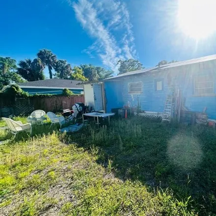 Image 4 - 4603 N 38th St, Tampa, Florida, 33610 - House for sale