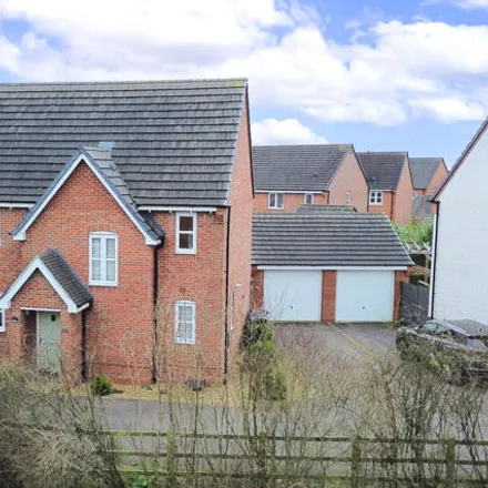 Buy this 4 bed house on Moat Close in Newbold Verdon, LE9 9PY