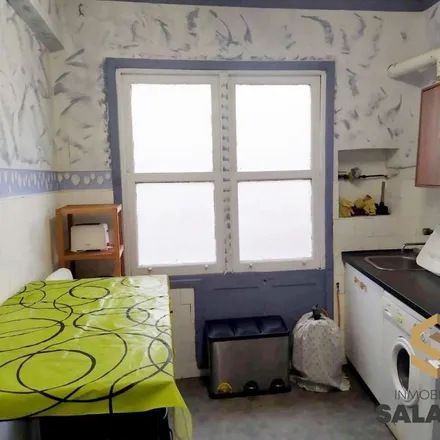 Image 9 - Aretxabaleta kalea, 48010 Bilbao, Spain - Apartment for rent