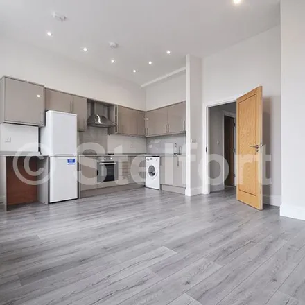 Image 7 - The Mamelon Tower, Queen's Crescent, London, NW5 4DS, United Kingdom - Apartment for rent