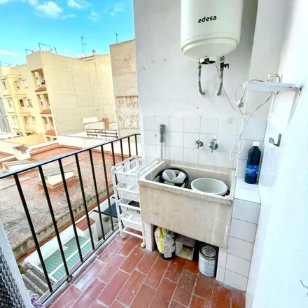 Image 5 - Calle Unión (Político), 12001 Castelló de la Plana, Spain - Apartment for rent