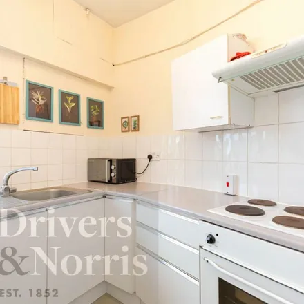 Rent this 1 bed apartment on 334 Regent's Park Road in London, N3 1DH