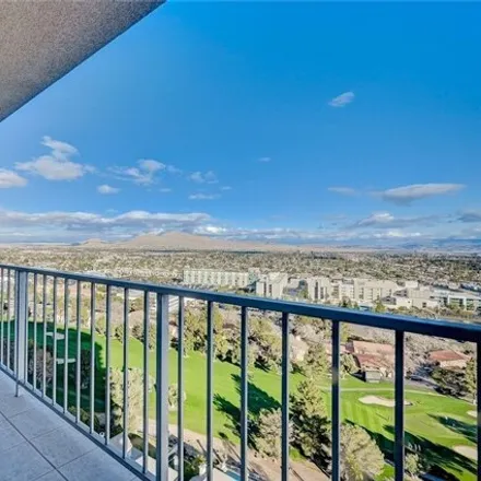 Image 9 - Las Vegas Country Club, Blue Drive, Winchester, NV 89169, USA - House for sale