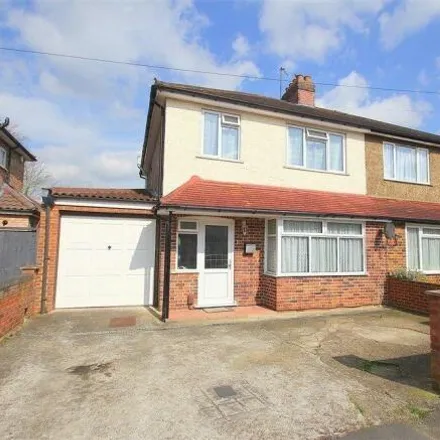 Rent this 4 bed duplex on 37 Hythe Field Avenue in Pooley Green, TW20 8DD