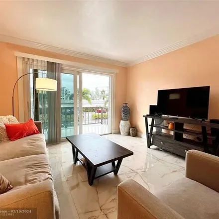 Buy this 1 bed condo on 3000 Northeast 5th Terrace in Wilton Manors, FL 33334
