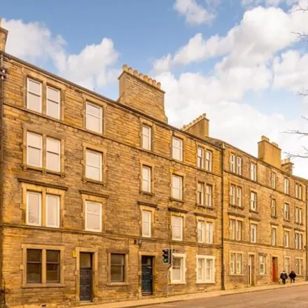 Buy this 1 bed apartment on 16 Broughton Road in City of Edinburgh, EH7 4EG