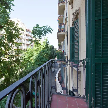 Image 8 - Carrer de Nàpols, 258, 08025 Barcelona, Spain - Apartment for rent
