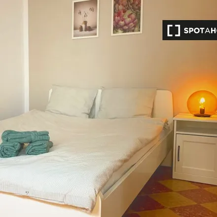 Rent this 3 bed room on Carrer de Joan Mestre in 4, 07006 Palma