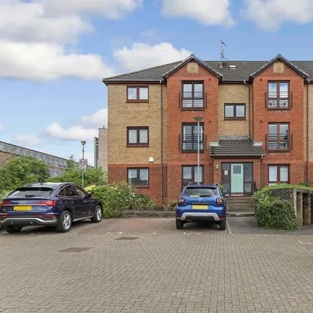 Rent this 2 bed apartment on Knightswood Court in Low Knightswood, Glasgow