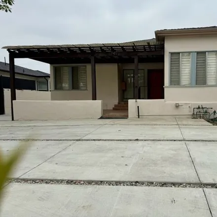Rent this 3 bed house on 5113 West 8th Street in Los Angeles, CA 90036