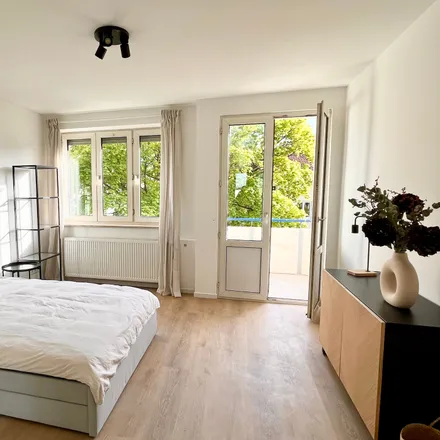 Rent this 1 bed apartment on Dachauer Straße 211 in 80637 Munich, Germany