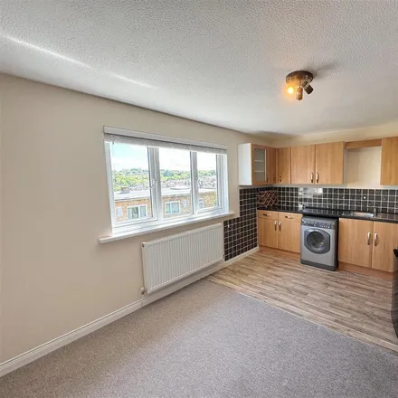 Image 6 - Meadow View Close, Binstead, PO33 3EY, United Kingdom - Apartment for rent