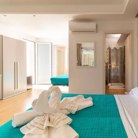 Rent this 1 bed apartment on Pozzallo in Via Leonardo da Vinci, 97016 Pozzallo RG