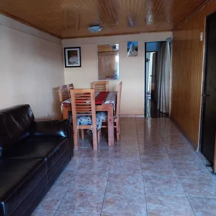 Image 4 - Chinquihue, 852 0512 Renca, Chile - House for sale