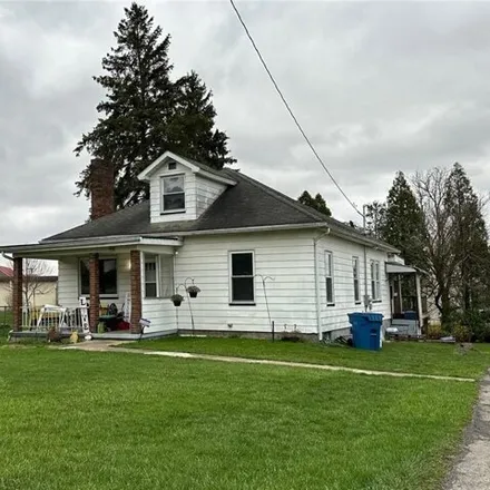 Buy this 3 bed house on 1430 Old Butler Road in Shenango Township, PA 16101