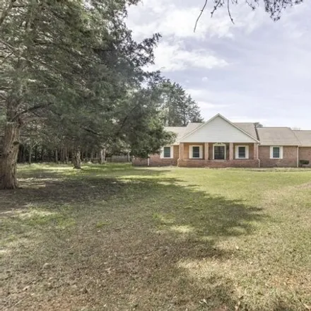 Buy this 4 bed house on 1183 North Houston Lake Boulevard in Centerville, Houston County