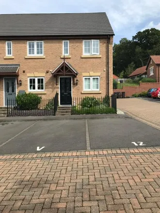 Rent this 2 bed duplex on 37 Meldrum Drive in Gainsborough CP, DN21 1GS