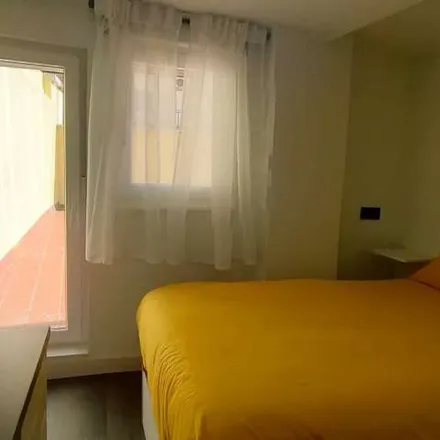 Rent this 4 bed apartment on Rotonda UDS in Avenida de Portugal, 37005 Salamanca