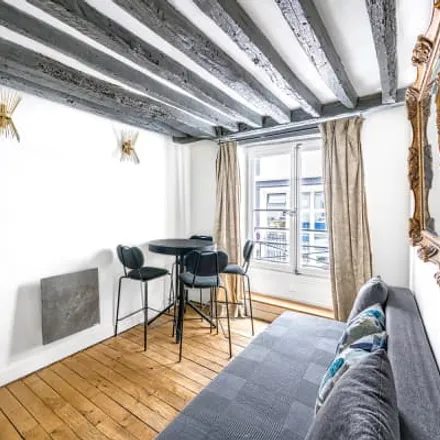 Rent this 2 bed apartment on 16 Rue Saint-Marc in 75002 Paris, France