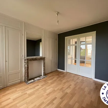 Rent this 2 bed apartment on 1 Avenue du 18 Juin in 59790 Ronchin, France