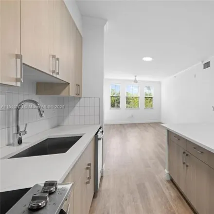 Image 2 - 581 Southwest 102nd Terrace, Pembroke Pines, FL 33025, USA - Apartment for rent