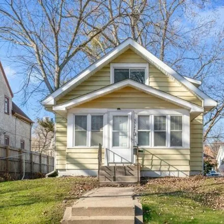 Buy this 3 bed house on 3527 North James Avenue in Minneapolis, MN 55412
