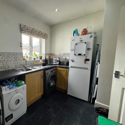 Image 4 - Rye Hill, Great Cornard, CO10 2BB, United Kingdom - House for rent