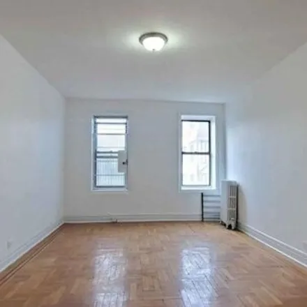 Rent this studio apartment on 751 Brady Avenue in New York, NY 10462