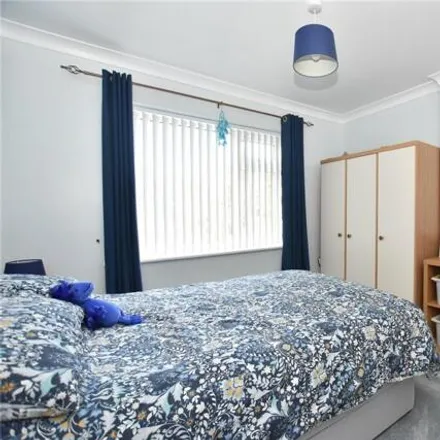 Image 9 - Manston Crescent, Austhorpe, LS15 8QZ, United Kingdom - Duplex for sale