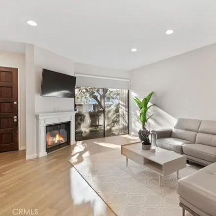 Buy this 2 bed townhouse on 1844 Santa Monica Boulevard in Los Angeles, CA 90025