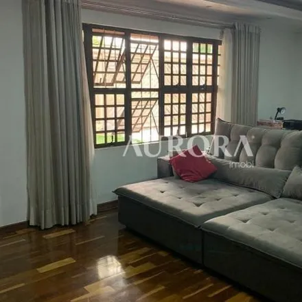 Image 1 - Benedita R Rezende, C E-EF M, Rua Elias Tosetti, Aeroporto, Londrina - PR, 86038-350, Brazil - House for sale