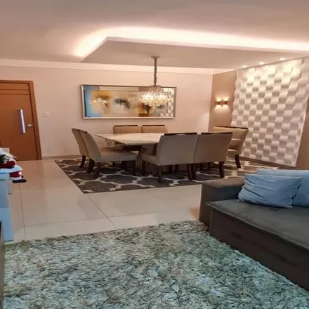 Buy this 3 bed apartment on Avenida César Finotti in Segismundo Pereira, Uberlândia - MG