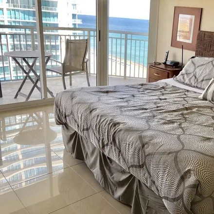 Image 1 - Sunny Isles Beach, FL - House for rent