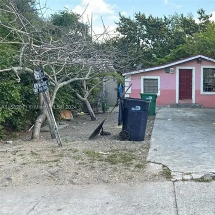 Buy this 2 bed house on 913 Northwest 80th Street in Rovell Mobile Home Park, Miami-Dade County
