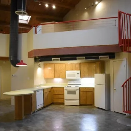 Image 1 - Welch Plumbing, 14th Street, Lubbock, TX 79401, USA - Apartment for rent