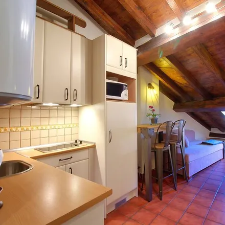 Image 4 - Cuenca, Castile-La Mancha, Spain - Apartment for rent