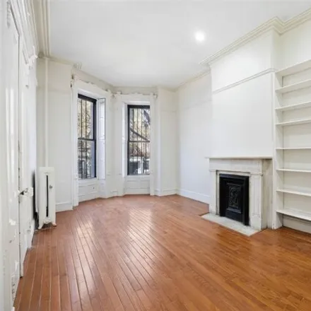 Image 3 - 413A 6th Avenue, New York, NY 11215, USA - Townhouse for sale